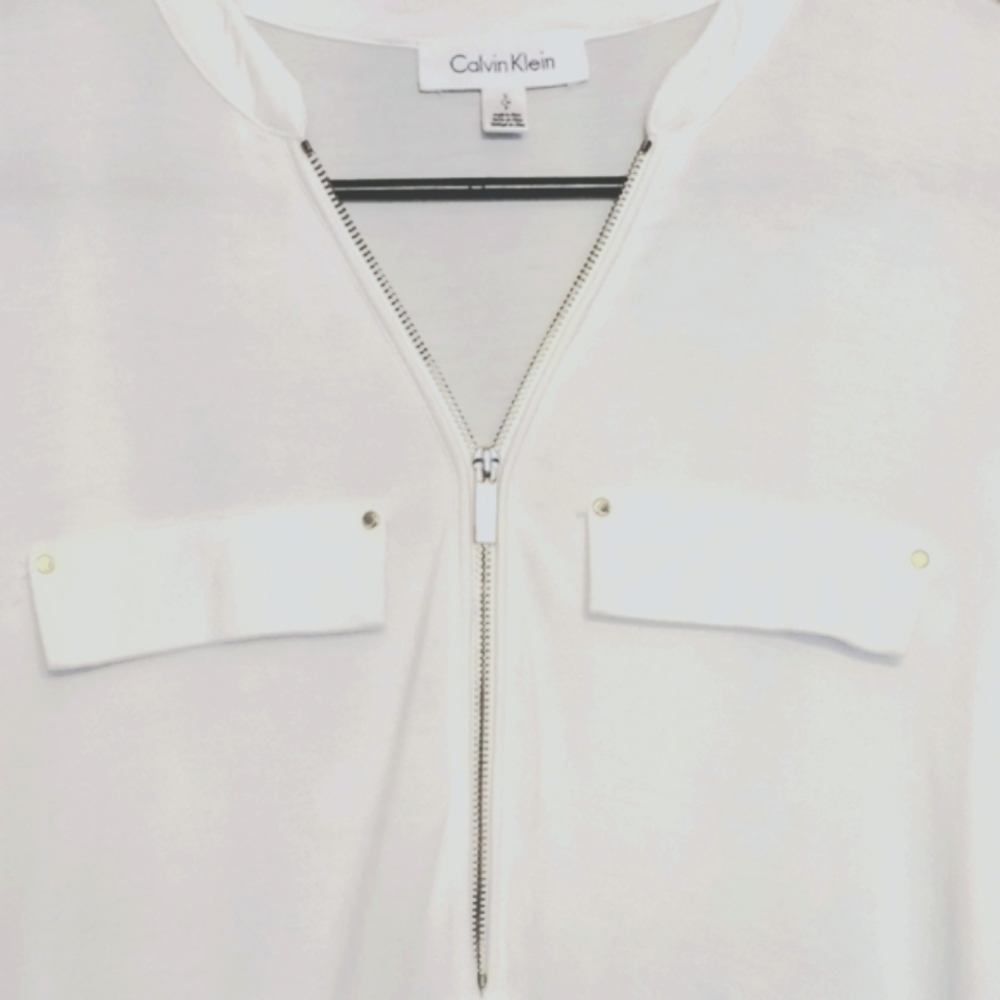 Calvin Klein White Blouse Top Half-Zip Stretchy Small Gold Hardware Awesome ✨️